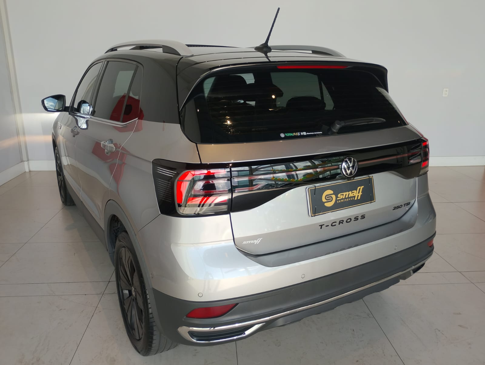 Volkswagen-T-Cross-T-Cross Hig. 250 TSI 1.4 Flex 16V 5p Aut