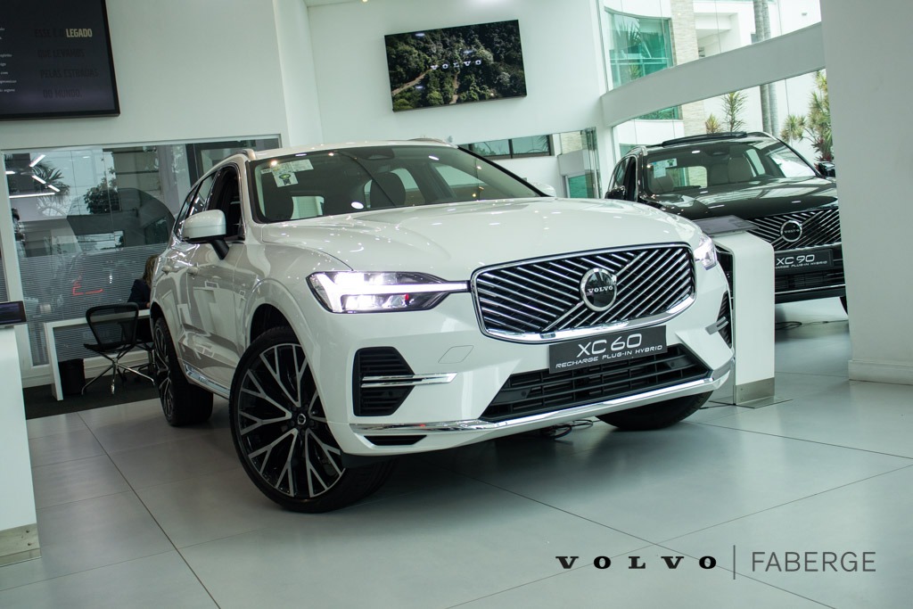 Volvo-XC 60-XC 60 T-8 Plus 2.0 AWD (Híbrido)