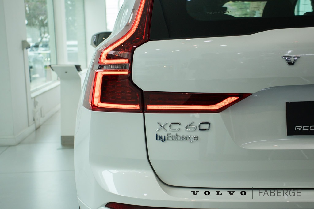Volvo-XC 60-XC 60 T-8 Plus 2.0 AWD (Híbrido)