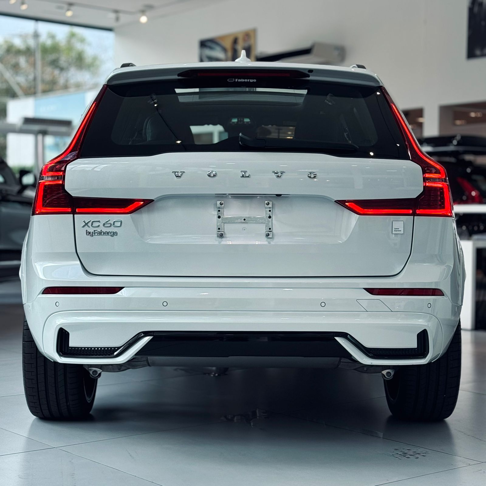 Volvo-XC 60-XC 60 T-8 POLESTAR 2.0 (Híbrido)