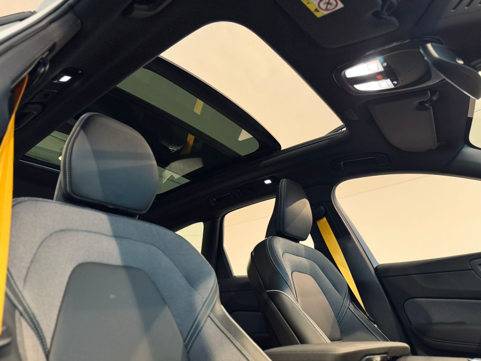 Volvo-XC 60-XC 60 T-8 POLESTAR 2.0 (Híbrido)
