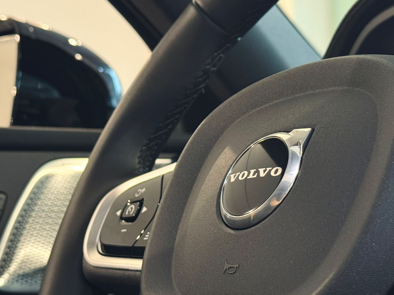 Volvo-XC 60-XC 60 T-8 POLESTAR 2.0 (Híbrido)