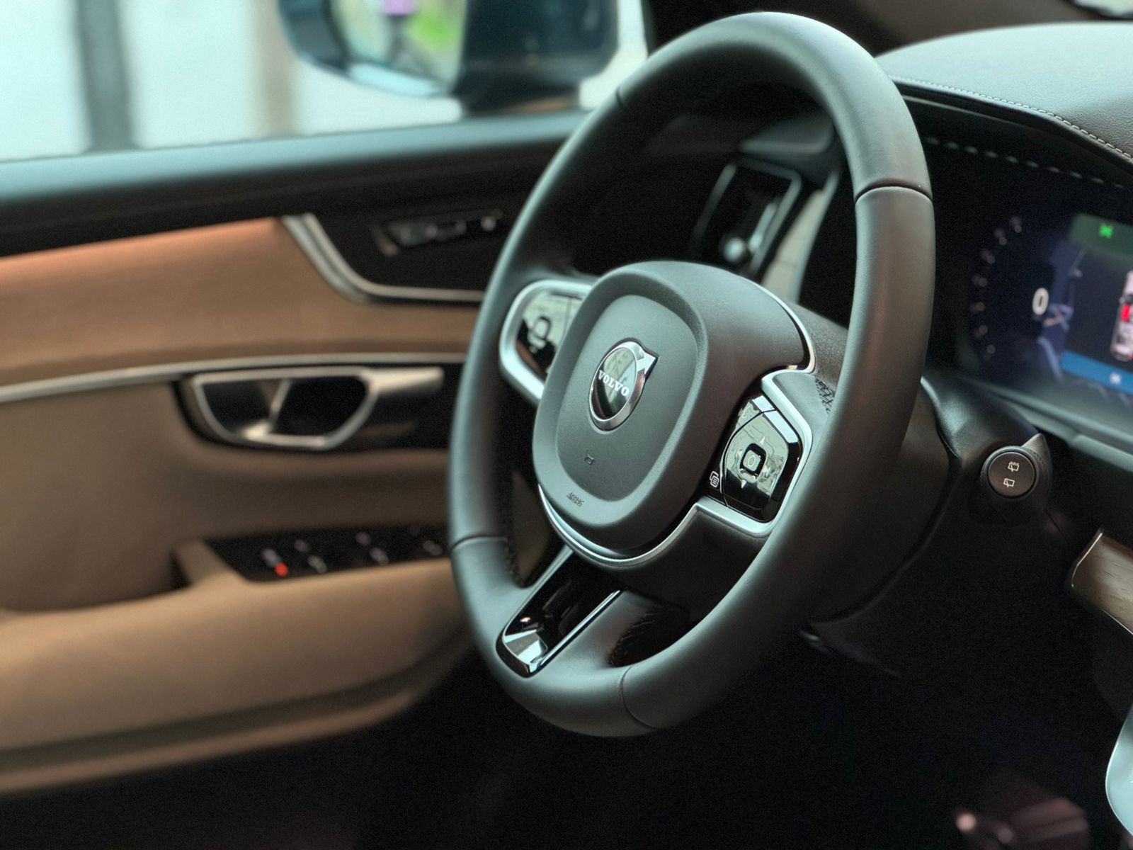 Volvo-XC 90-XC 90 T-8 Plus 2.0 AWD (Híbrido)