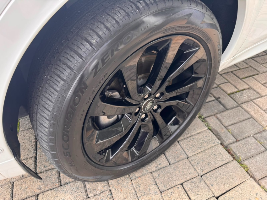 Land Rover-DISCOVERY SPORT-2.0 D200 TURBO DIESEL R-DYNAMIC SE AUTOMÁTICO