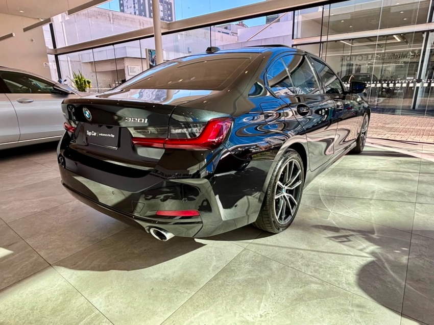 BMW-320i-2.0 16V TURBO FLEX SPORT GP AUTOMÁTICO