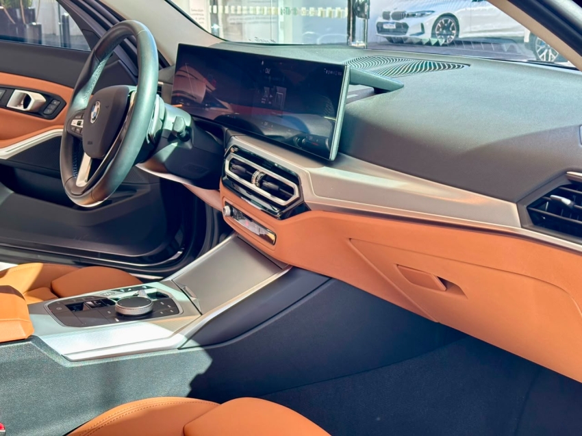 BMW-320i-2.0 16V TURBO FLEX SPORT GP AUTOMÁTICO