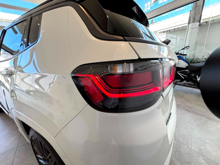 Jeep-COMPASS-1.3 T270 TURBO FLEX S AT6