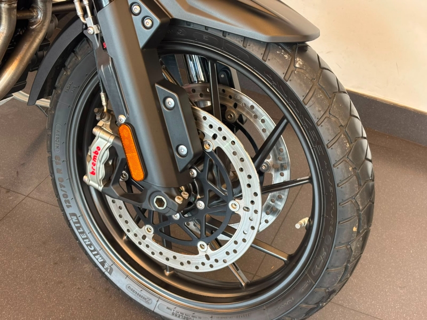 TRIUMPH-Tiger-1200 GT EXPLORER