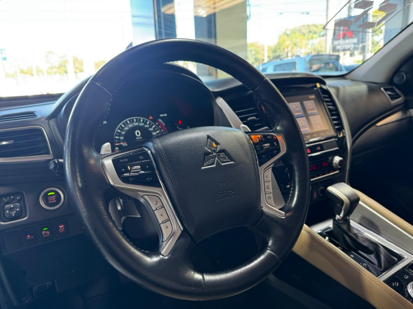 Mitsubishi-PAJERO SPORT-2.4 16V MIVEC TURBO DIESEL HPE-S AWD AUTOMÁTICO