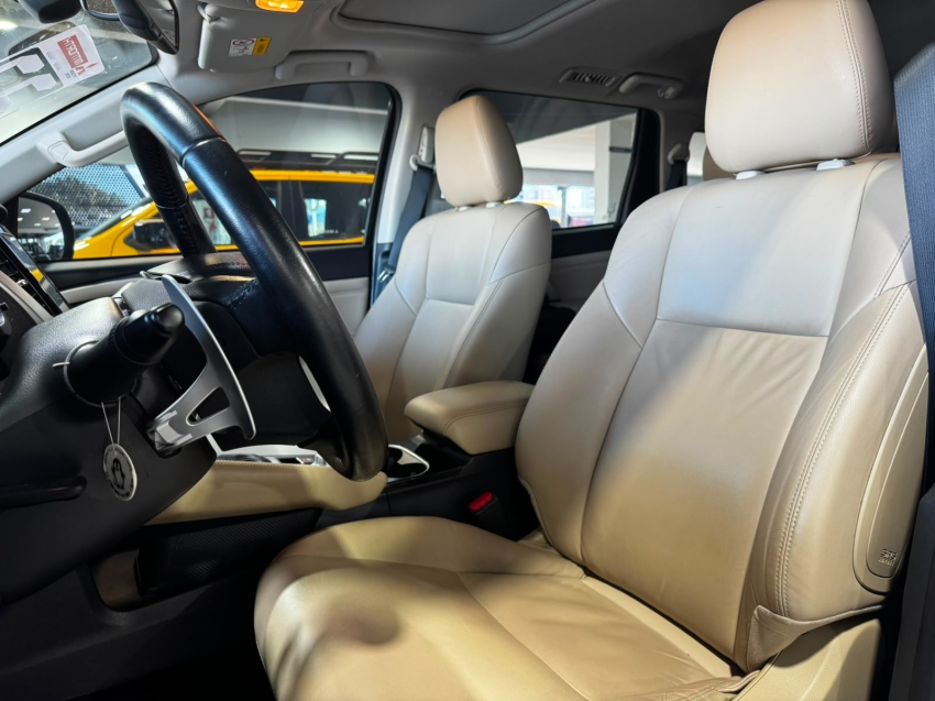 Mitsubishi-PAJERO SPORT-2.4 16V MIVEC TURBO DIESEL HPE-S AWD AUTOMÁTICO