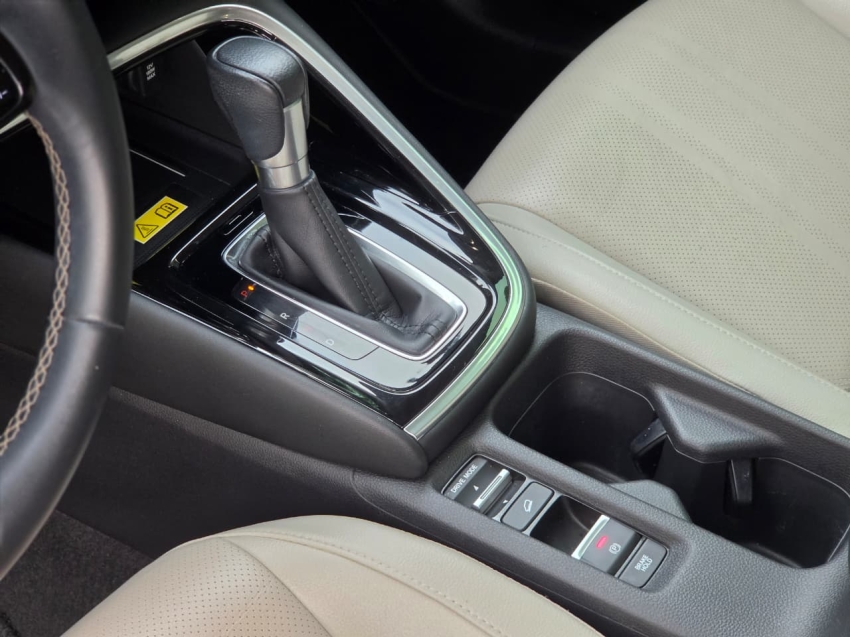 Honda-HR-V-1.5 DI I-VTEC TURBO FLEX TOURING CVT