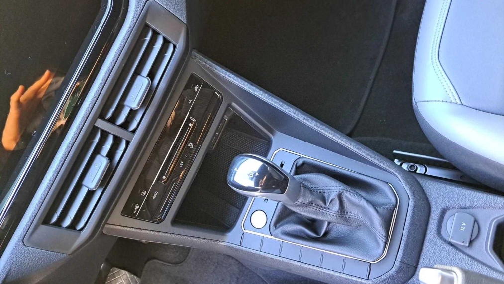 Volkswagen-NIVUS-1.0 200 TSI TOTAL FLEX HIGHLINE AUTOMÁTICO