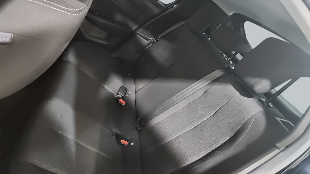 Peugeot-208-1.6 16V FLEX ACTIVE AT6