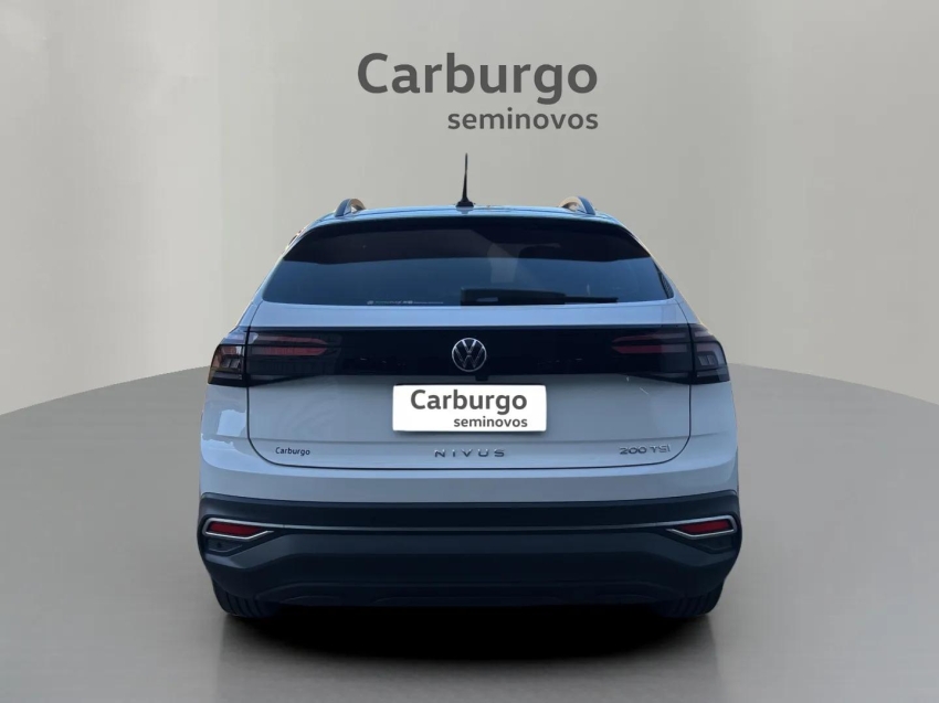 Volkswagen-NIVUS-1.0 200 TSI TOTAL FLEX COMFORTLINE AUTOMÁTICO