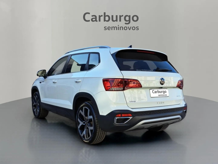 Volkswagen-TAOS-1.4 250 TSI TOTAL FLEX HIGHLINE AUTOMÁTICO