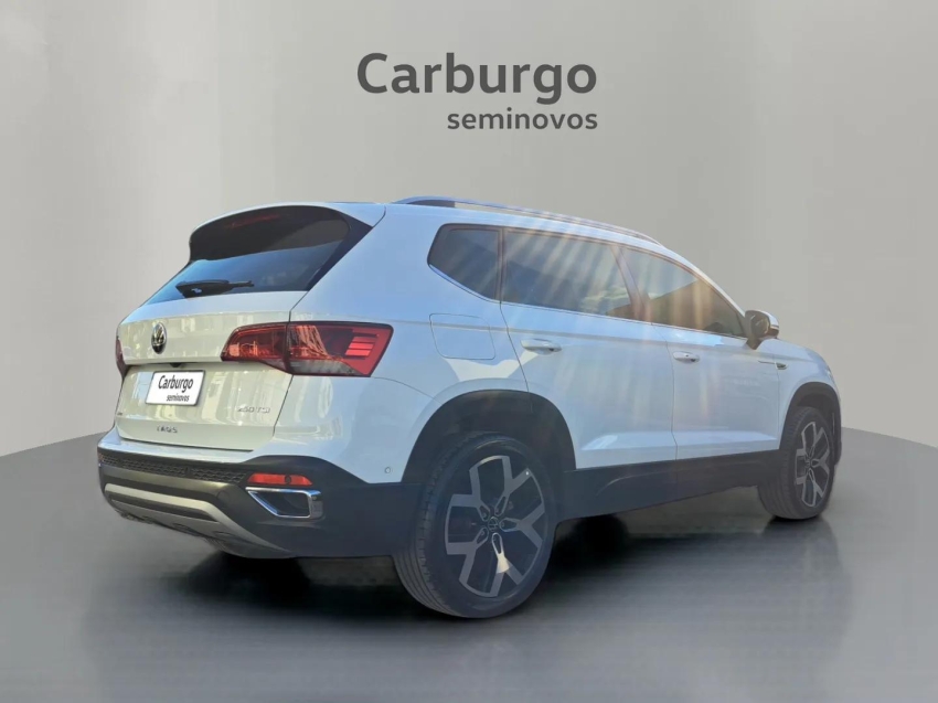 Volkswagen-TAOS-1.4 250 TSI TOTAL FLEX HIGHLINE AUTOMÁTICO