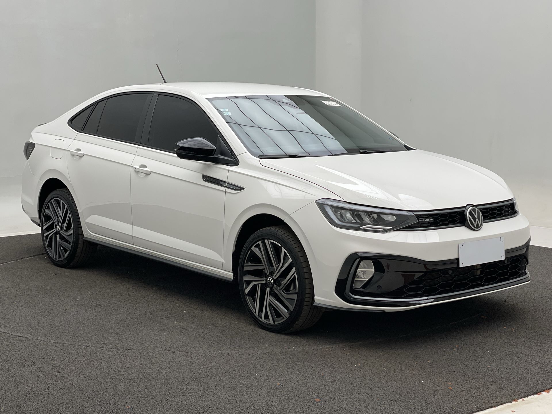 VIRTUS Exclusive 250TSI 1.4 Flex 16V Aut