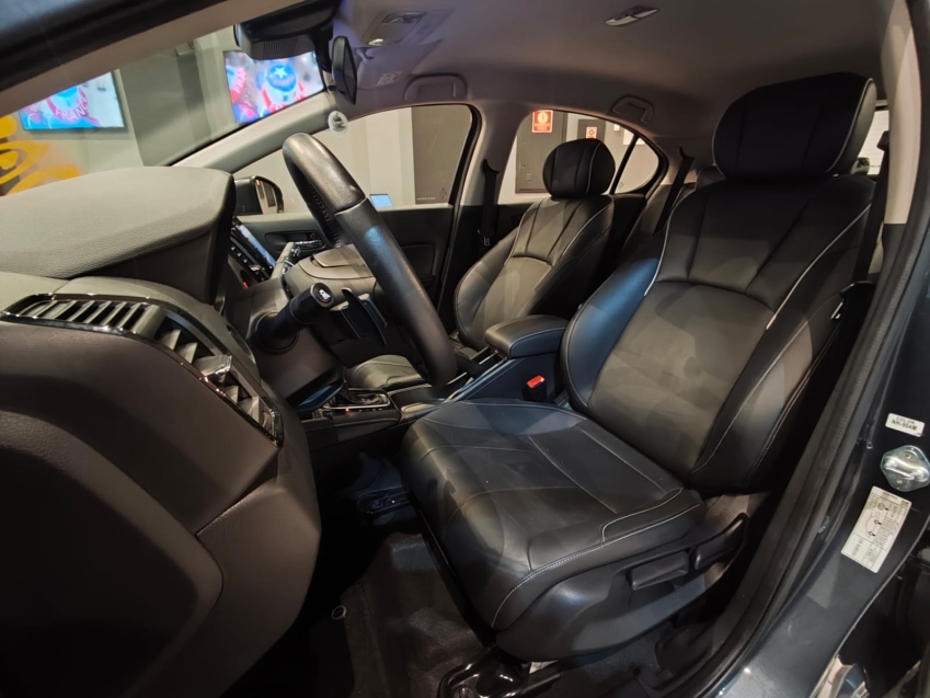 Honda-CITY-1.5 i-VTEC FLEX HATCH TOURING CVT