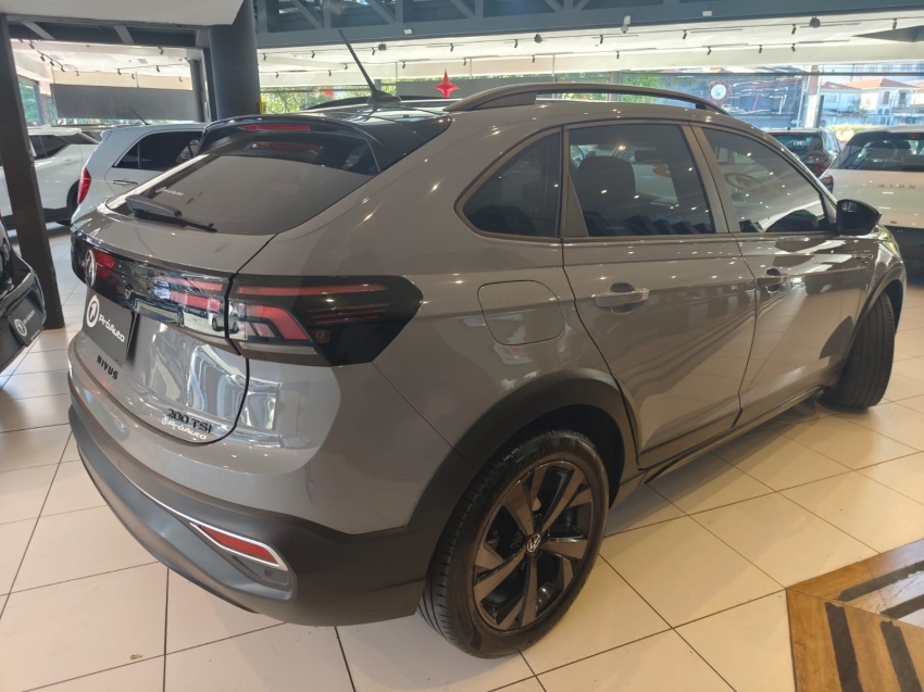 Volkswagen-NIVUS-1.0 200 TSI TOTAL FLEX HIGHLINE AUTOMÁTICO