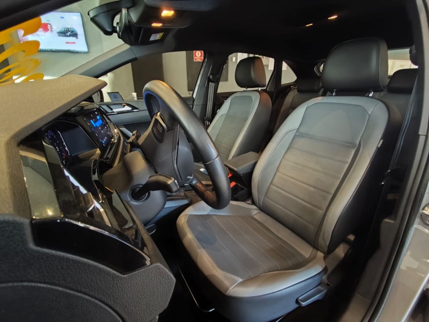 Volkswagen-NIVUS-1.0 200 TSI TOTAL FLEX HIGHLINE AUTOMÁTICO