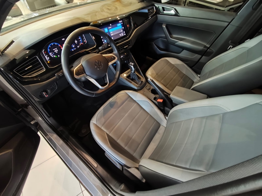 Volkswagen-NIVUS-1.0 200 TSI TOTAL FLEX HIGHLINE AUTOMÁTICO