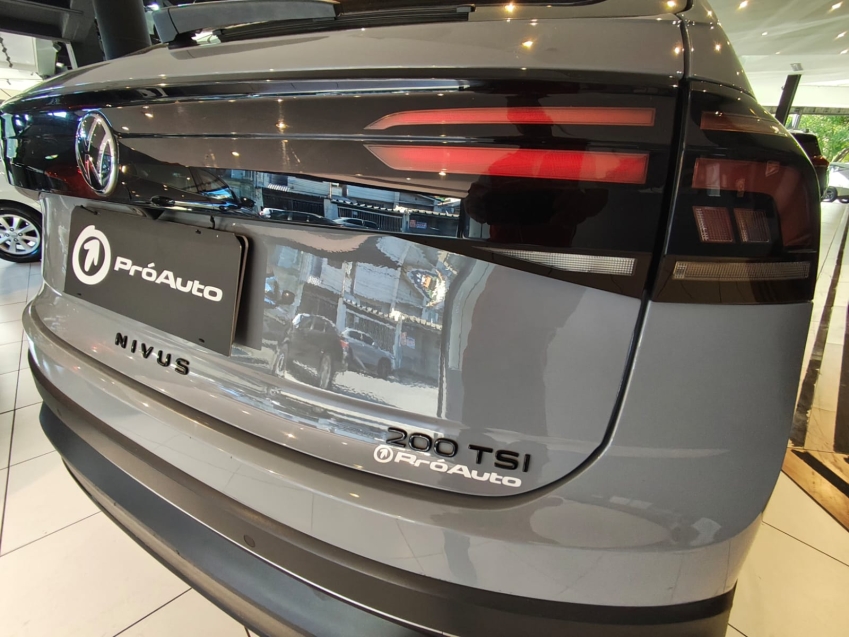 Volkswagen-NIVUS-1.0 200 TSI TOTAL FLEX HIGHLINE AUTOMÁTICO