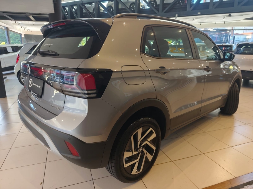 Volkswagen-T-CROSS-1.0 200 TSI TOTAL FLEX COMFORTLINE AUTOMÁTICO
