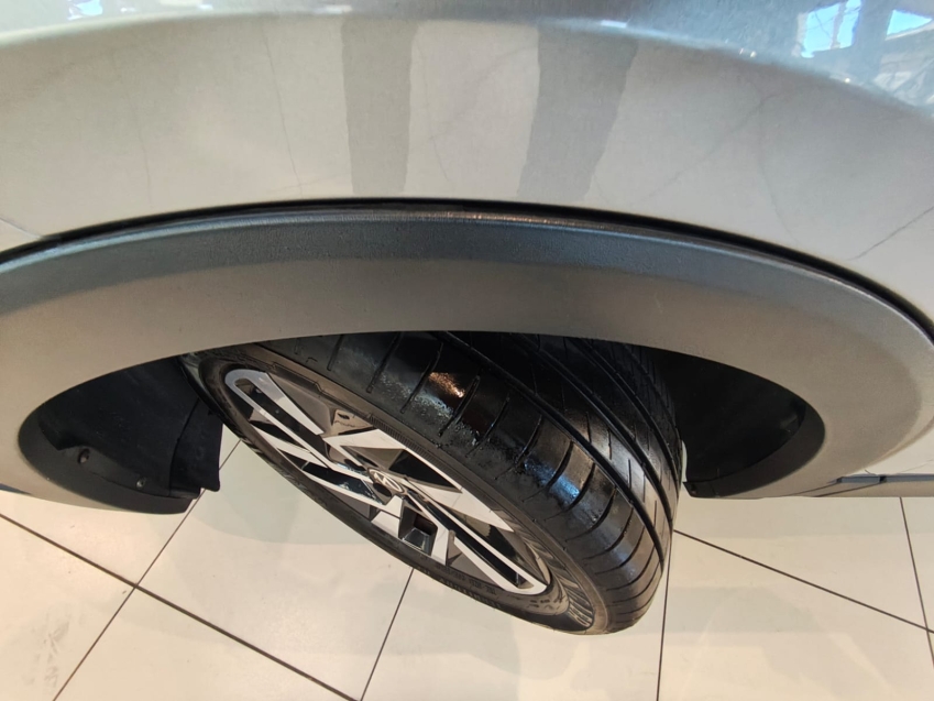 Volkswagen-T-CROSS-1.0 200 TSI TOTAL FLEX COMFORTLINE AUTOMÁTICO