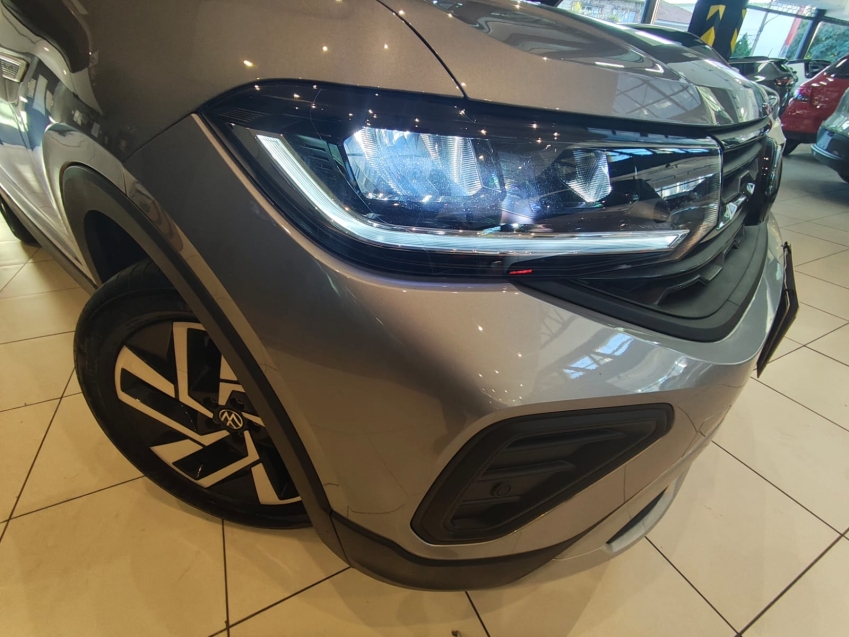 Volkswagen-T-CROSS-1.0 200 TSI TOTAL FLEX COMFORTLINE AUTOMÁTICO
