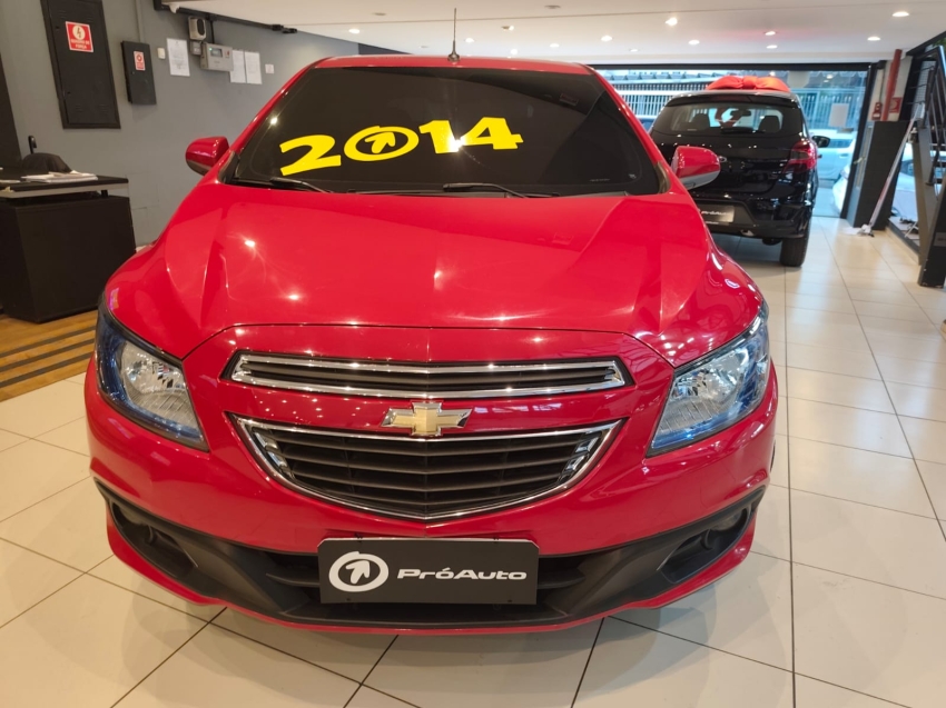 GM - Chevrolet-ONIX-1.4 MPFI LTZ 8V FLEX 4P MANUAL