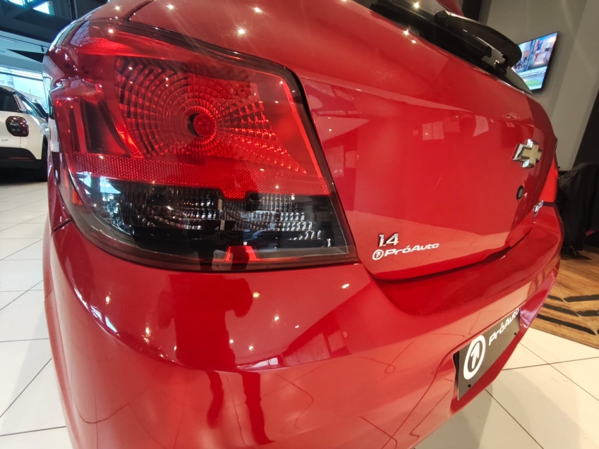GM - Chevrolet-ONIX-1.4 MPFI LTZ 8V FLEX 4P MANUAL