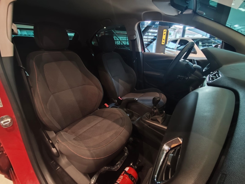 GM - Chevrolet-ONIX-1.4 MPFI LTZ 8V FLEX 4P MANUAL