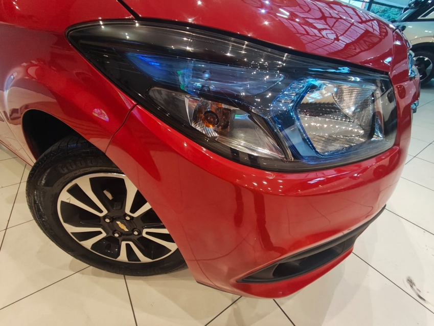 GM - Chevrolet-ONIX-1.4 MPFI LTZ 8V FLEX 4P MANUAL
