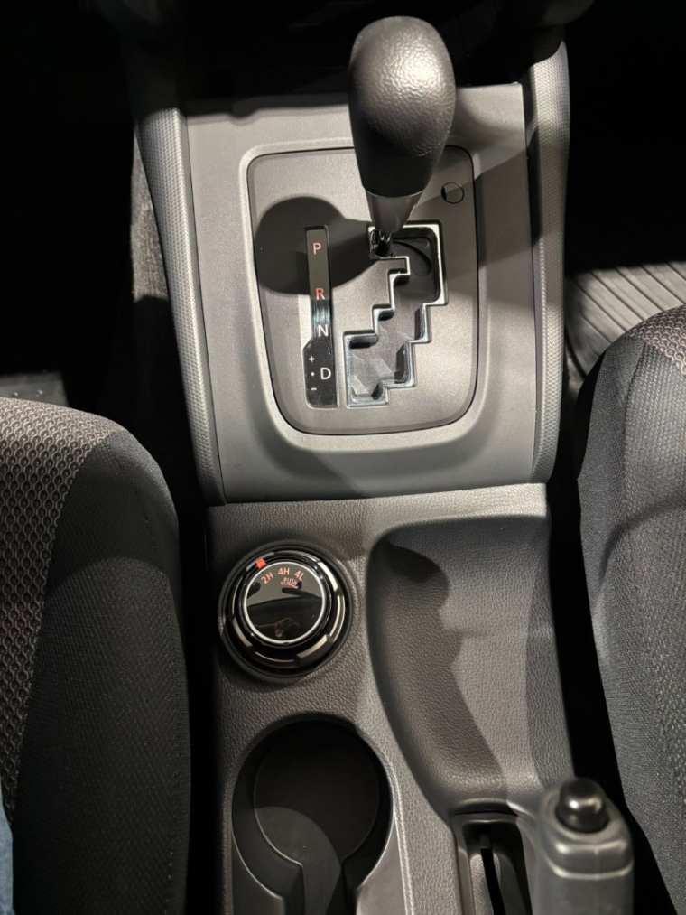 Mitsubishi-L200 TRITON-2.4 16V TURBO DIESEL OUTDOOR GLS CD 4X4 AUTOMÁTICO