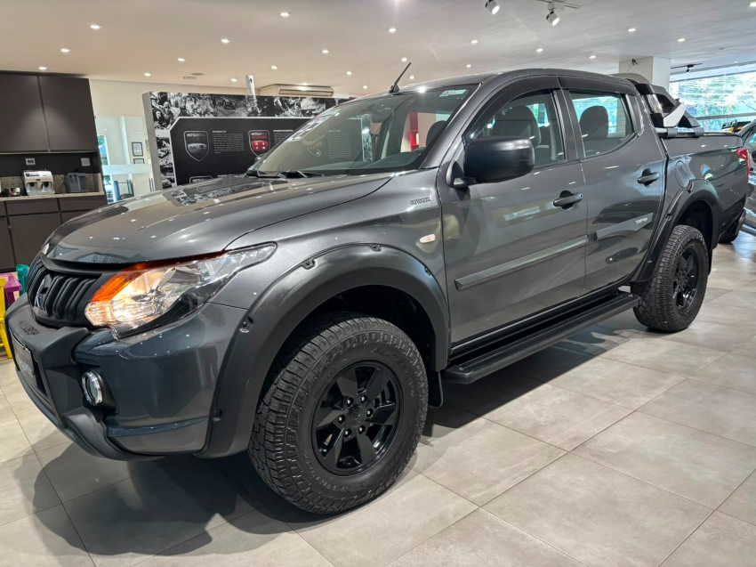 2.4 16V TURBO DIESEL OUTDOOR GLX CD 4X4 MANUAL
