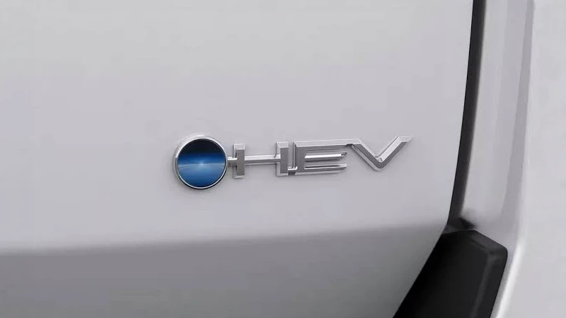 Como funciona um carro híbrido Toyota? Entenda sem complicação