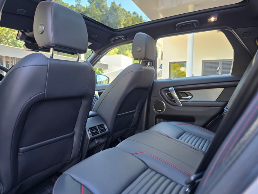 Land Rover-DISCOVERY SPORT-2.0 P250 TURBO FLEX R-DYNAMIC SE AUTOMÁTICO