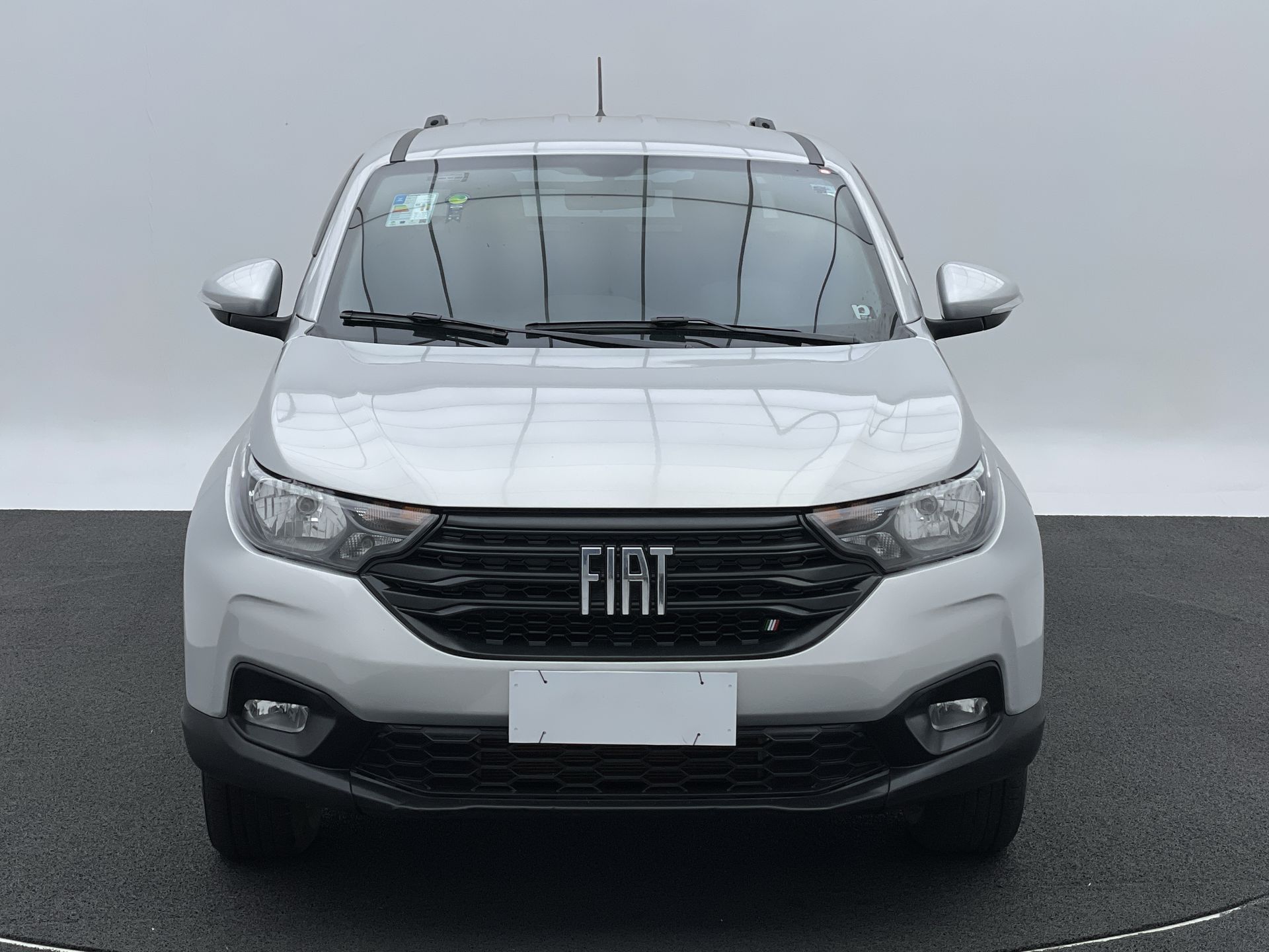 Fiat-STRADA-Strada Freedom 1.3 Flex 8V CD