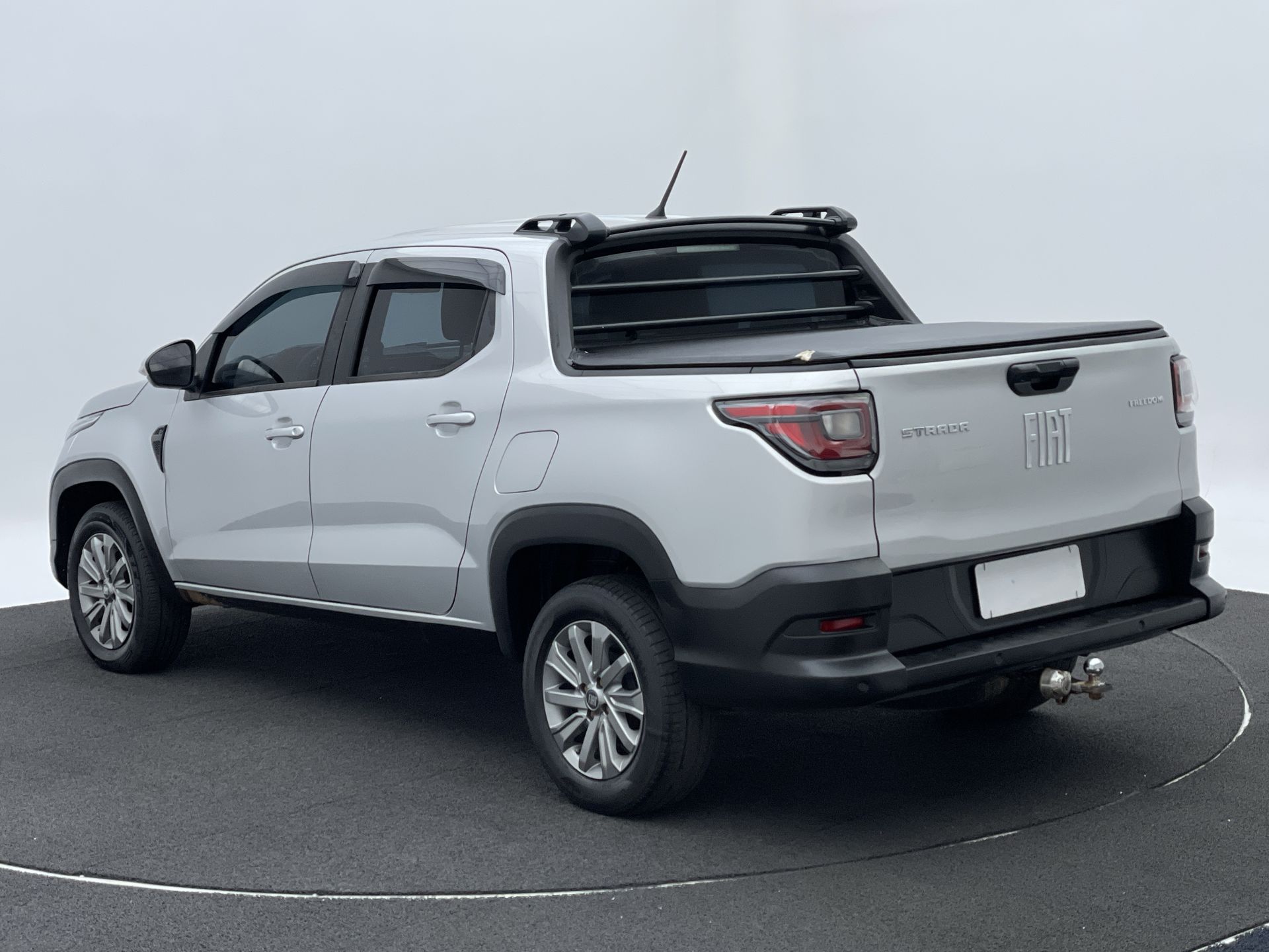 Fiat-STRADA-Strada Freedom 1.3 Flex 8V CD