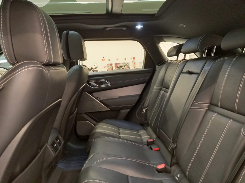 Land Rover-RANGE ROVER VELAR-2.0 P404 PHEV R-DYNAMIC HSE AUTOMÁTICO