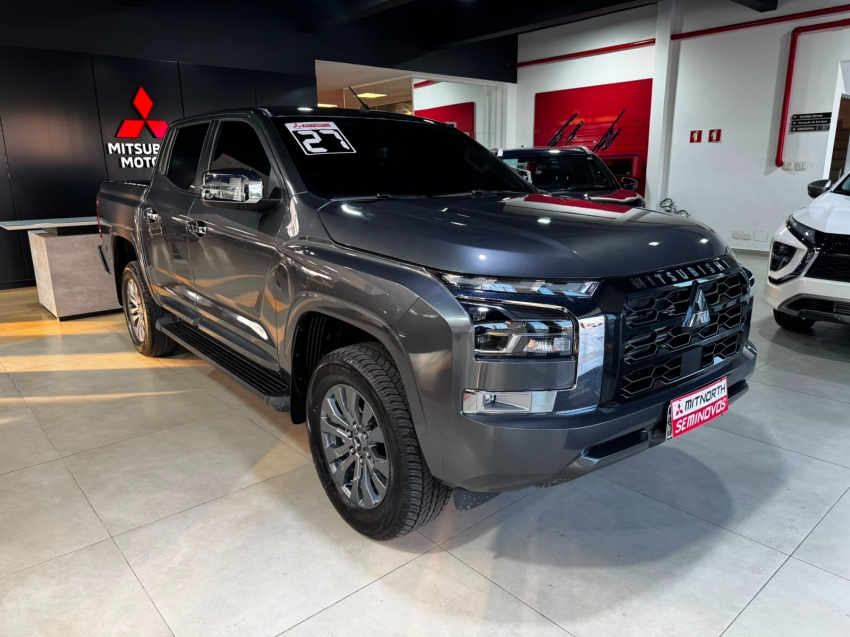 Mitsubishi-TRITON-2.4 BITURBO DIESEL CD HPE 4X4 AUTOMÁTICO