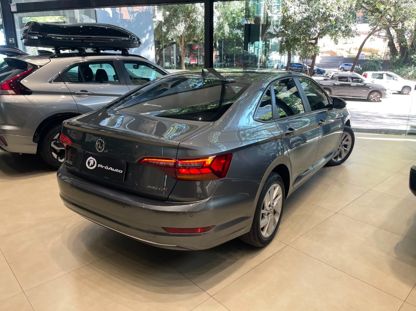 Volkswagen-JETTA-1.4 250 TSI TOTAL FLEX COMFORTLINE TIPTRONIC
