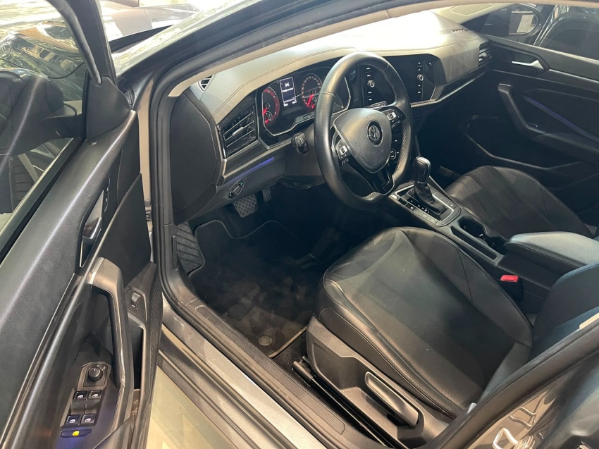 Volkswagen-JETTA-1.4 250 TSI TOTAL FLEX COMFORTLINE TIPTRONIC
