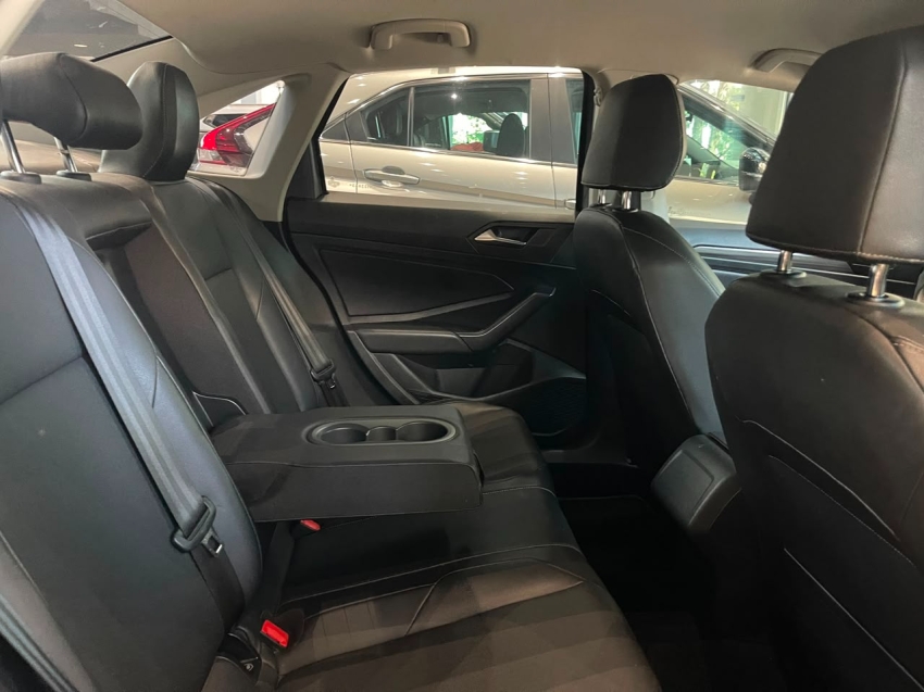 Volkswagen-JETTA-1.4 250 TSI TOTAL FLEX COMFORTLINE TIPTRONIC