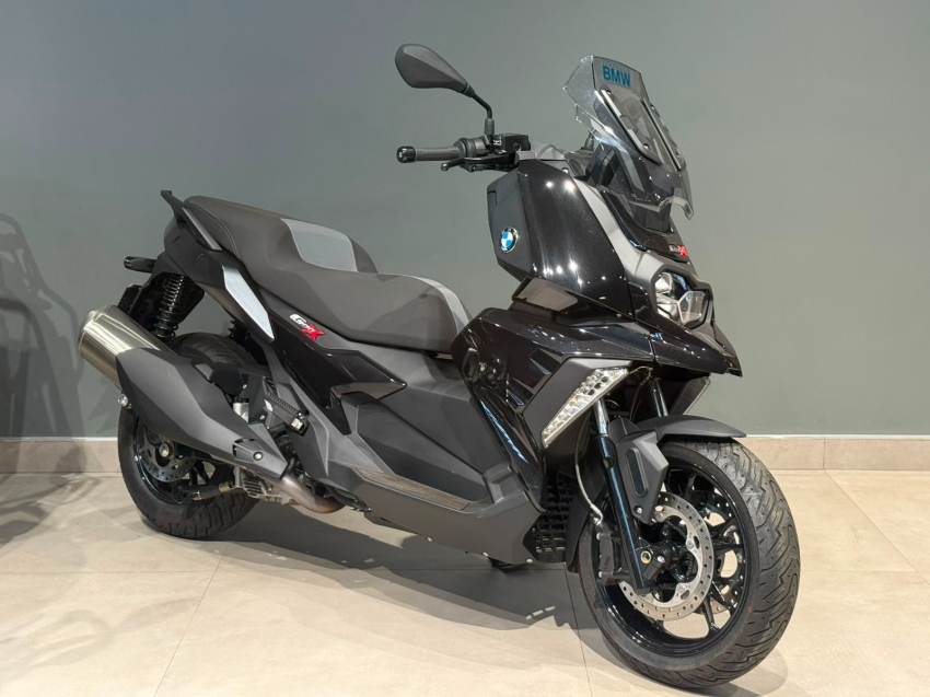 BMW Motorrad-C 400 X-PLUS BLACK