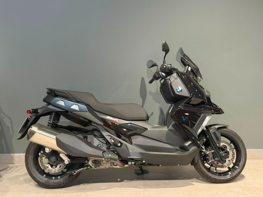 BMW Motorrad-C 400 X-PLUS BLACK