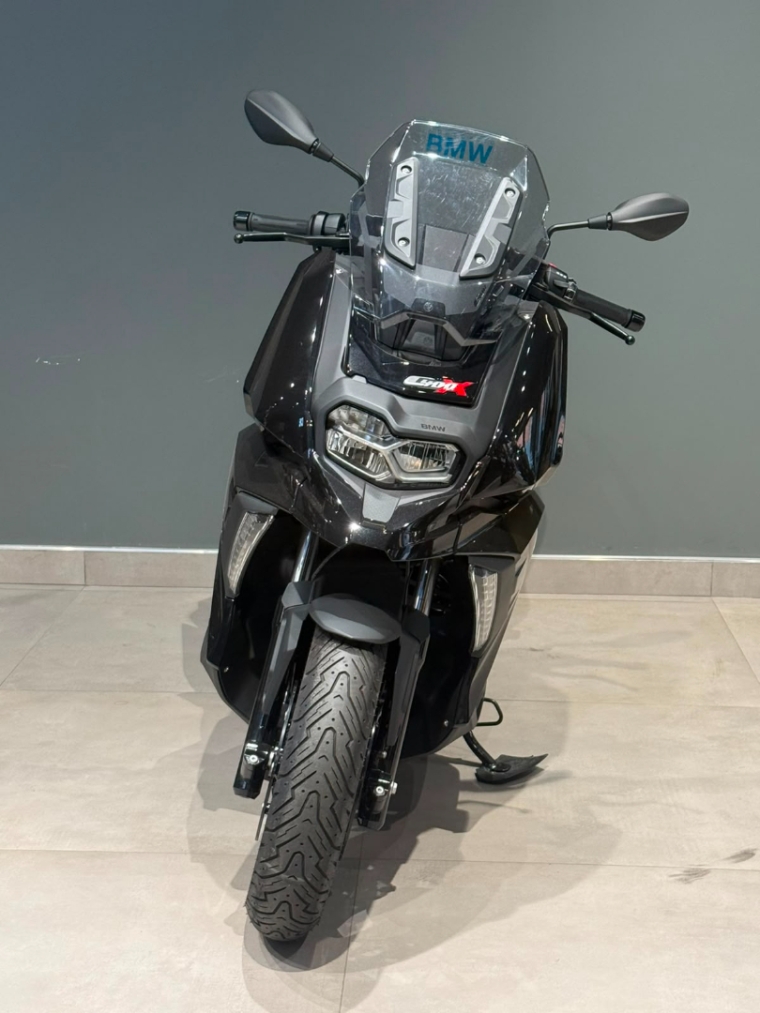 BMW Motorrad-C 400 X-PLUS BLACK