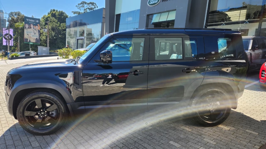 Land Rover-DEFENDER-2.0 P300 GASOLINA 110 HSE AWD AUTOMÁTICO