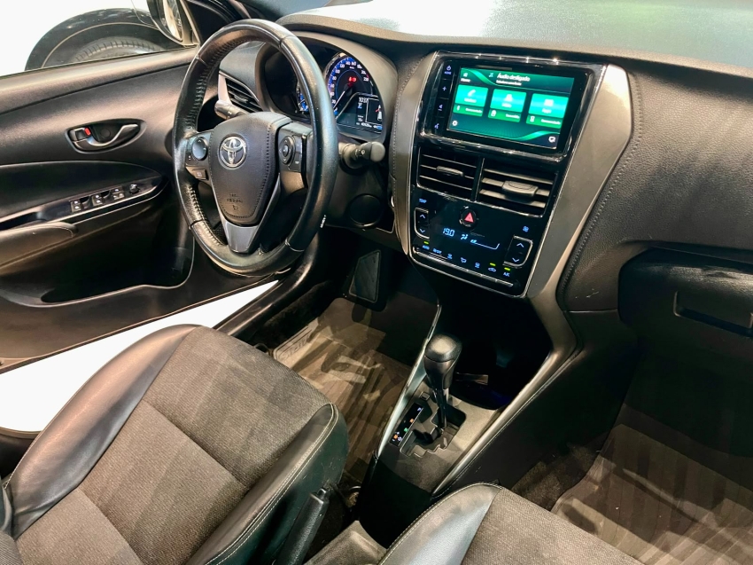 Toyota-YARIS-1.5 16V FLEX XS CONNECT MULTIDRIVE