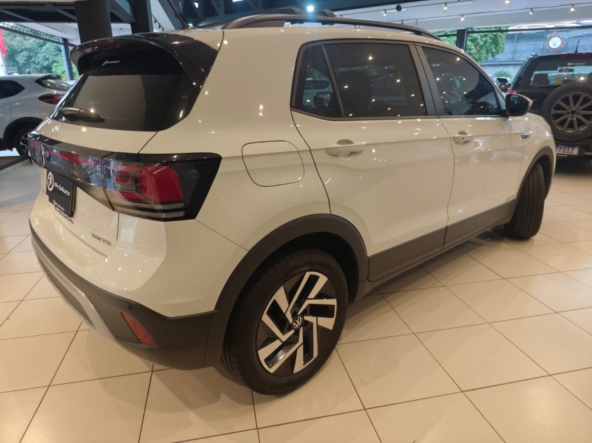 Volkswagen-T-CROSS-1.0 200 TSI TOTAL FLEX COMFORTLINE AUTOMÁTICO